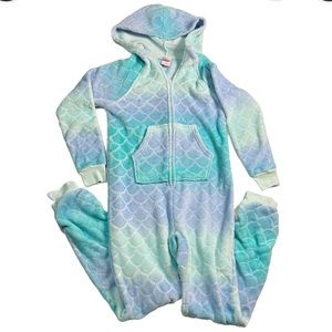 Girls Jammie’s Mermaid colors
